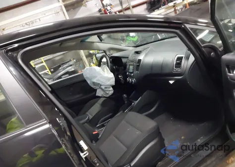 2018 Kia Forte Lx из США, поврежденный, VIN 3KPFK4A79JE274443